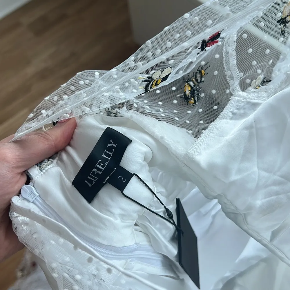 NWT LURELLY CETUS TULLE GOWN - Image 10