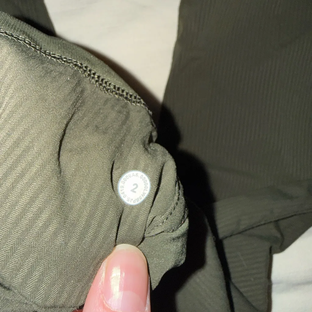 Lululemon Dance Studio Joggers Women’s Size 2 Olive Green - Image 4