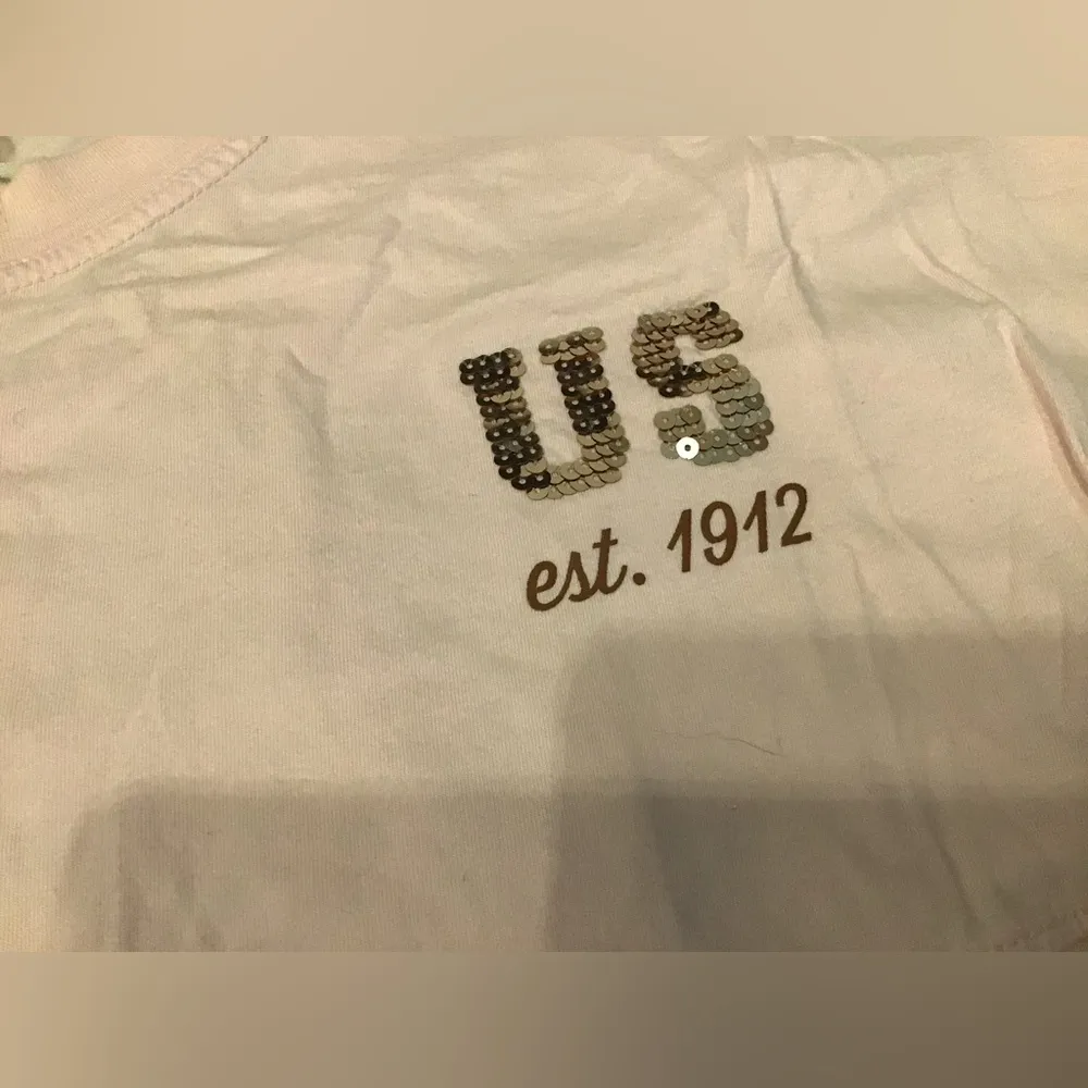 Universal studios rose gold sequin “spirit jersey” size small Pink - Image 2