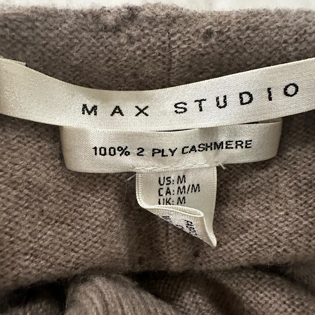 Max Studio Sz: M cowl neck Taupe 2Ply Cashmere Sweater Button Detail 3/4 Sleeve. - Image 6