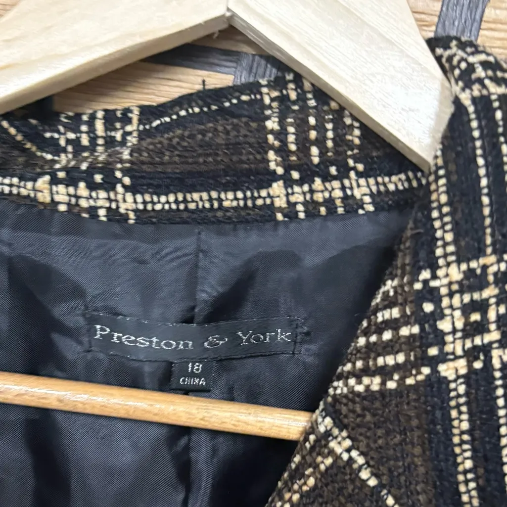 Preston & York Brown Plaid‎ Blazer Size 18 - Image 4