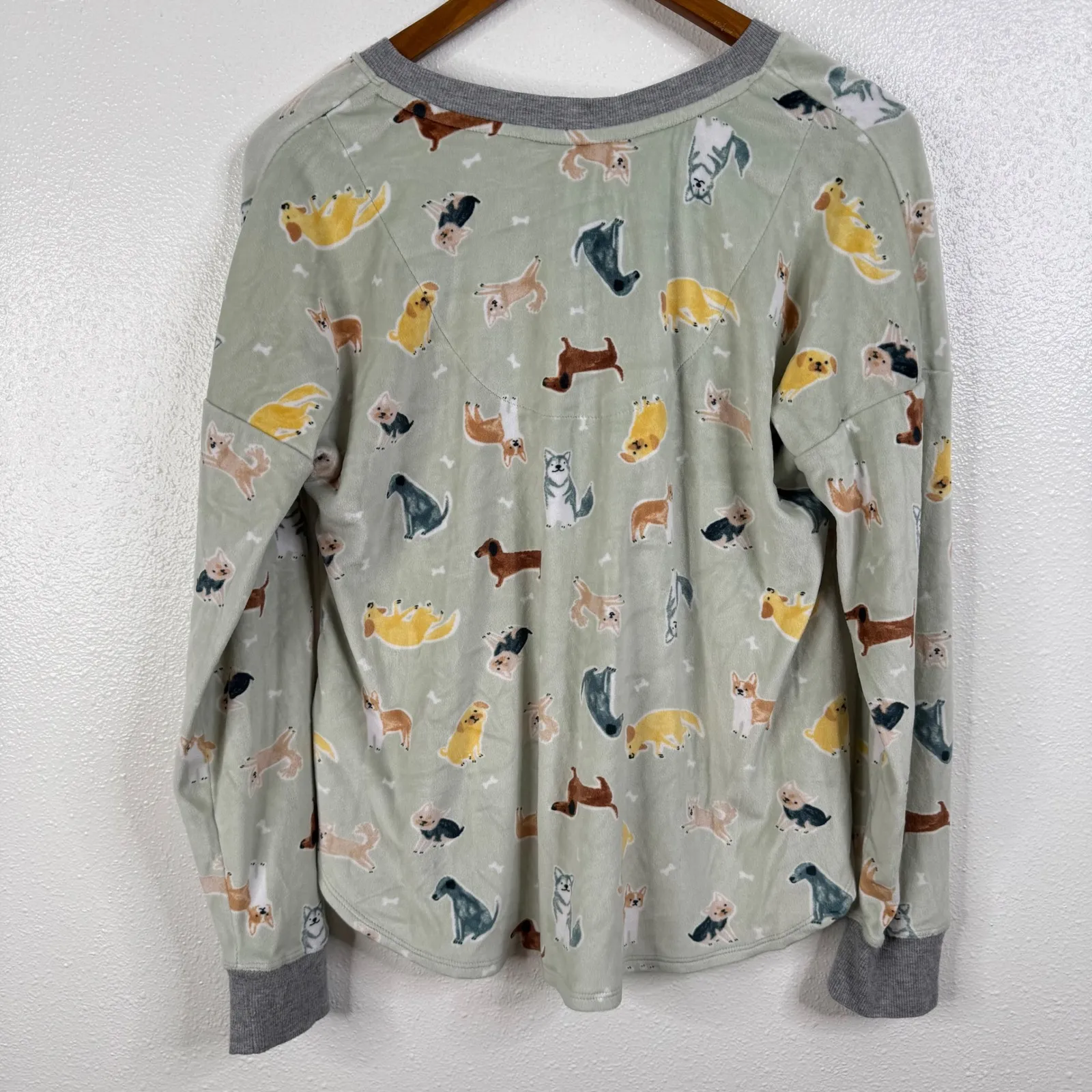 Cuddl Duds Dog Print Soft Pajama Set Size Medium - Image 3