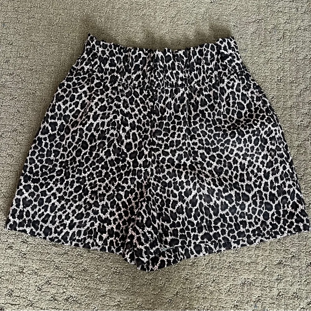 Rocky Barnes x Express Leopard Print Shorts - Image 4