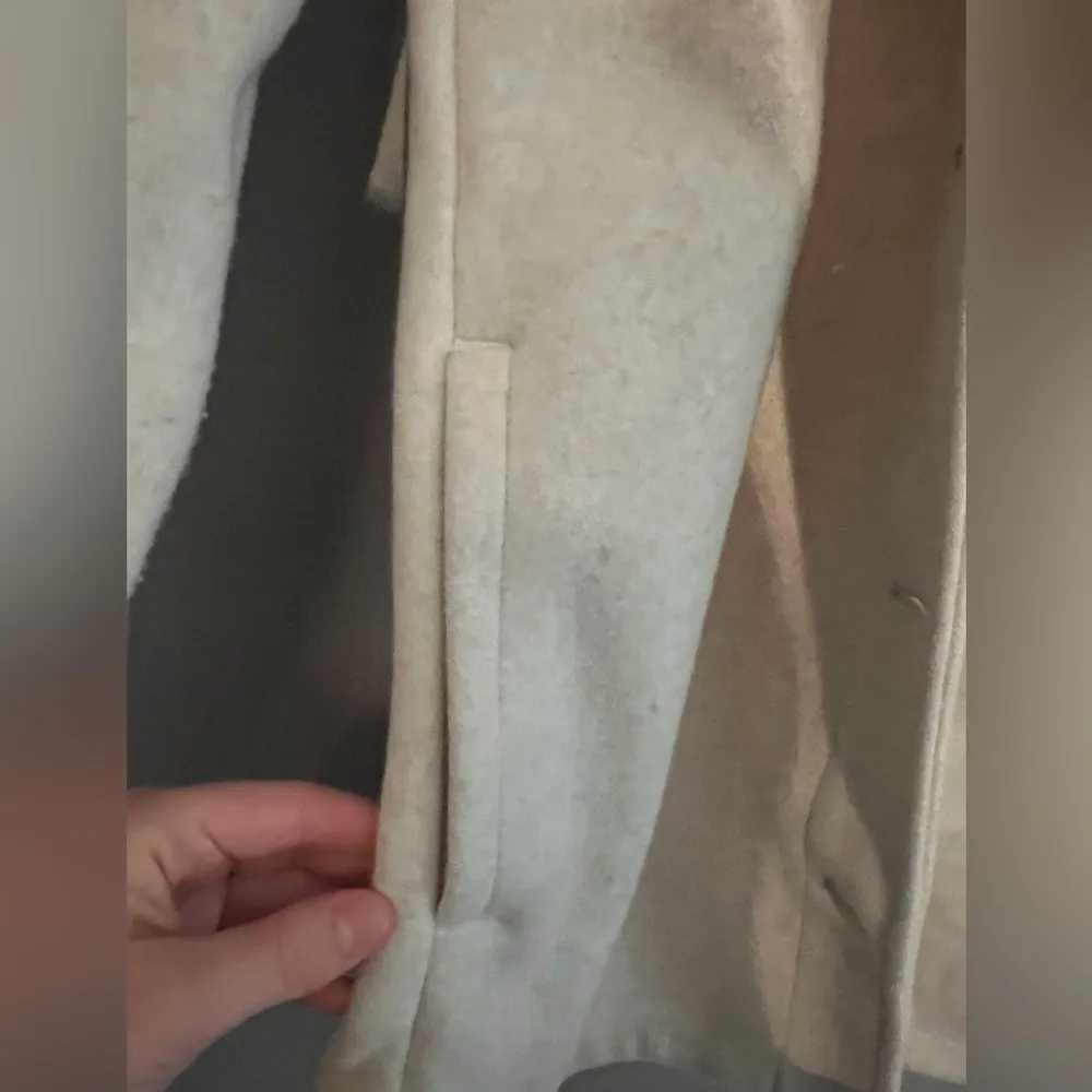 Old Navy Oversized Shacket - Image 5