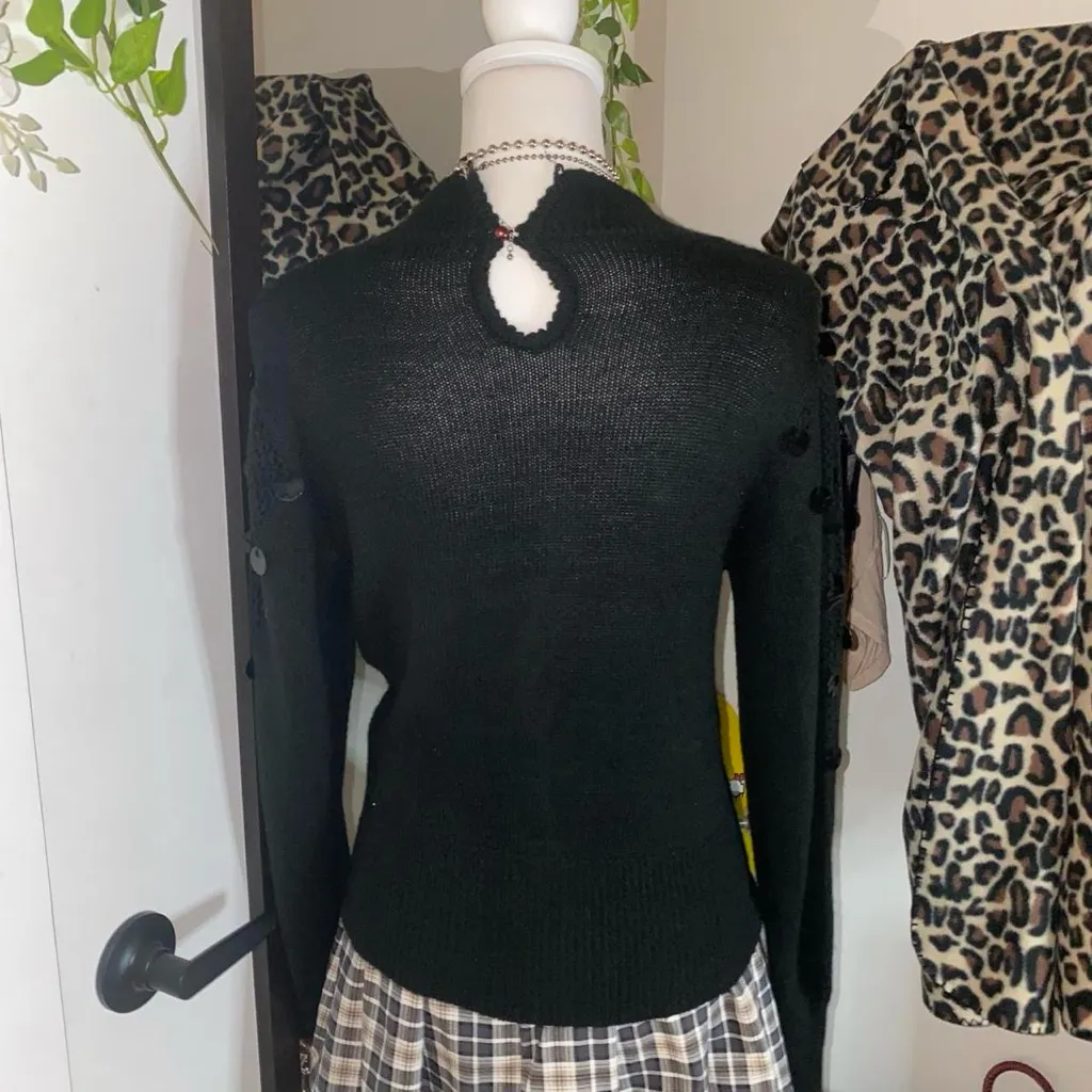 90s vintage style gothic vampire girl sequin sweater top Black Size M - Image 4