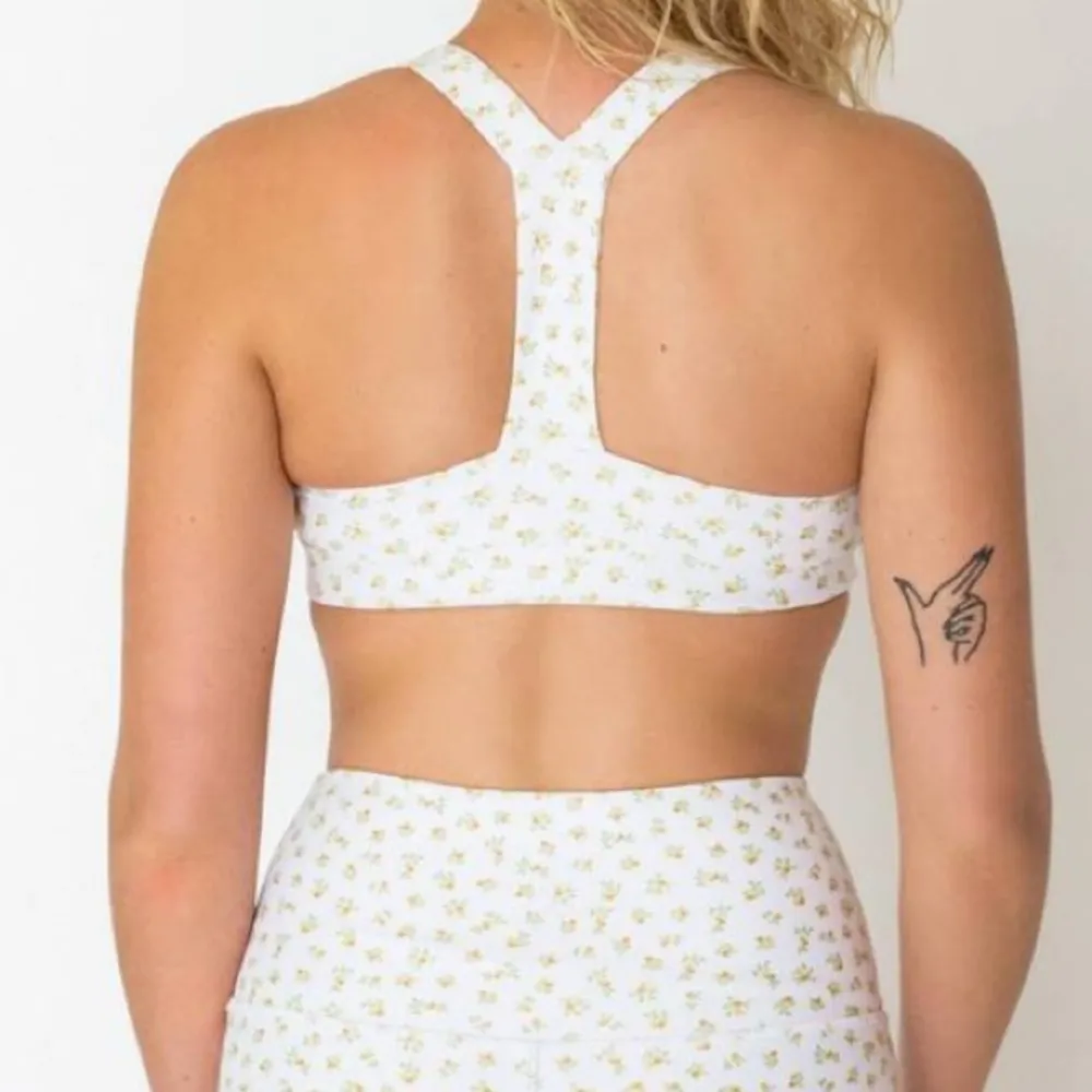 Tyler T Back Crop SportsBra Size XS - Image 8