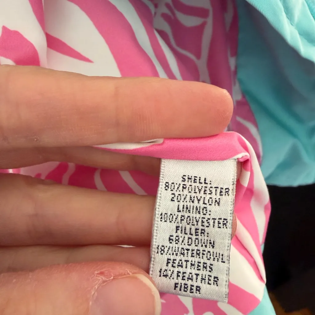 Lilly Pulitzer  turquoise Vest with Pink Zebra Interior size large - Image 6