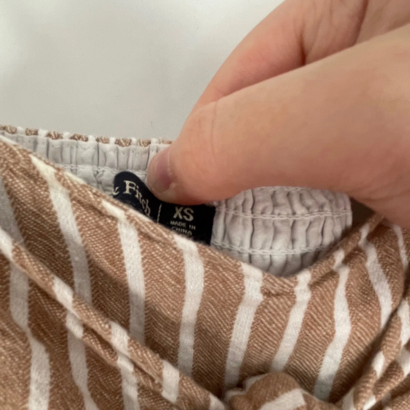 Abercrombie & Fitch Women's Tan White Striped Tie-Front Cutout Jumpsuit Size XS - Image 8