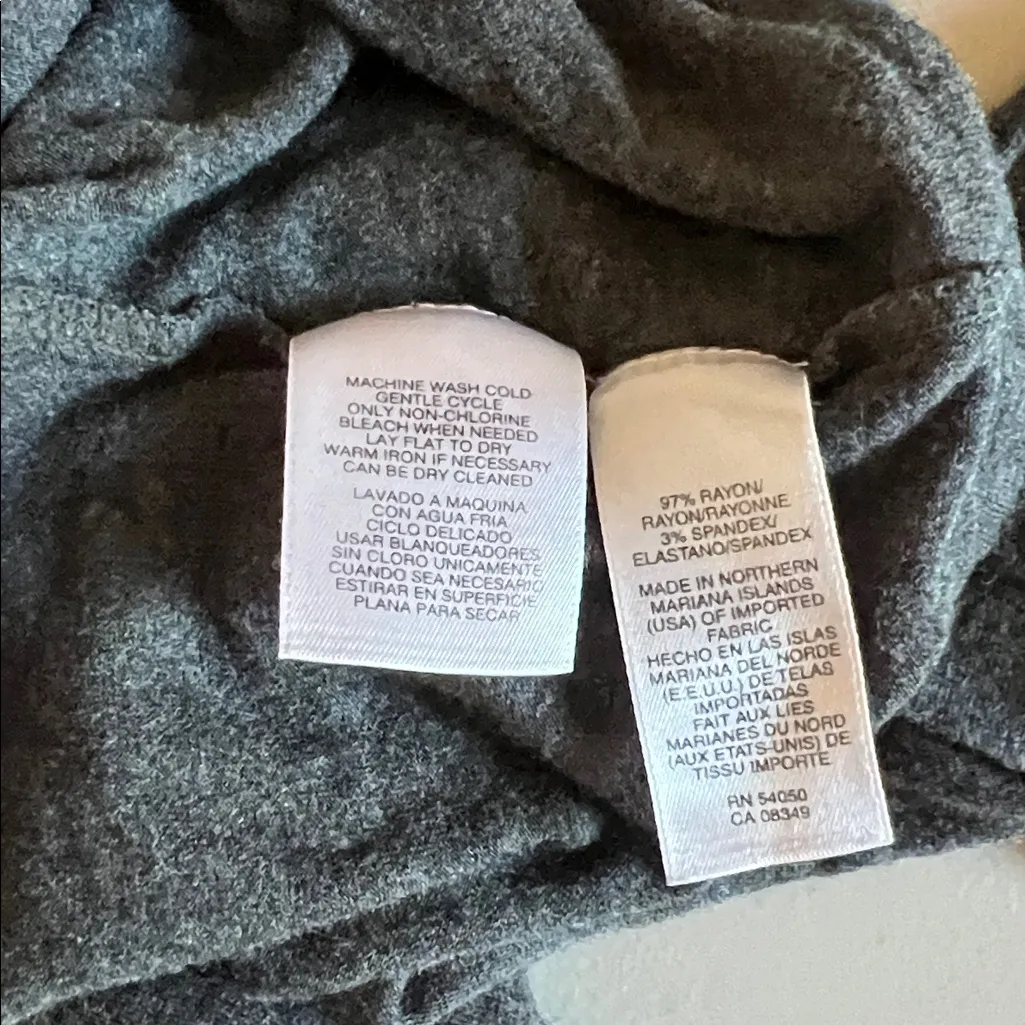 Anne Klein Long Sleeve Mockneck Top Gray Size Medium Petite - Image 6