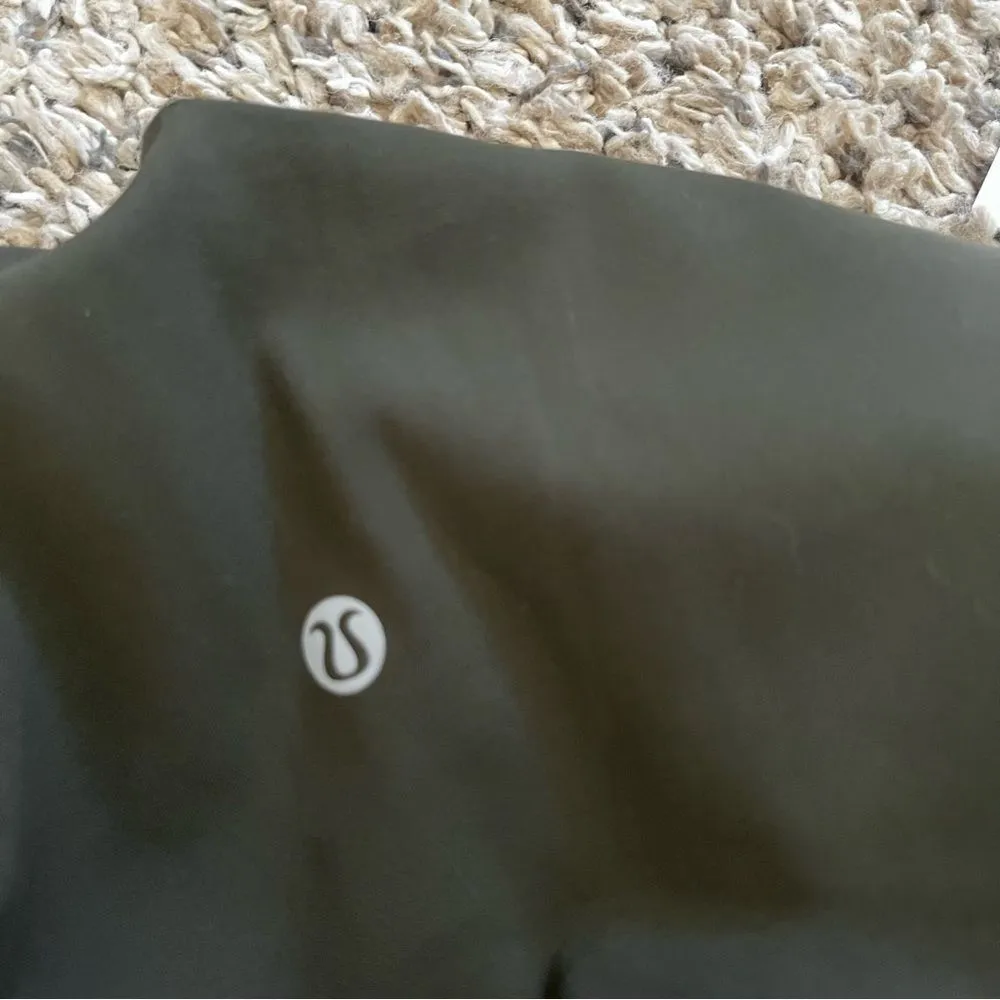 Lululemon align 21” dark olive leggings size 6 - Image 4