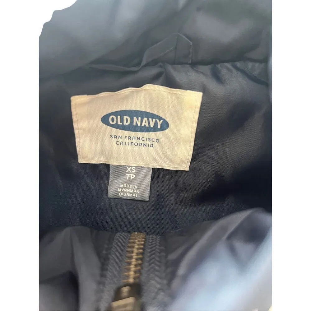 Old Navy embroidered R vest jacket - Image 5