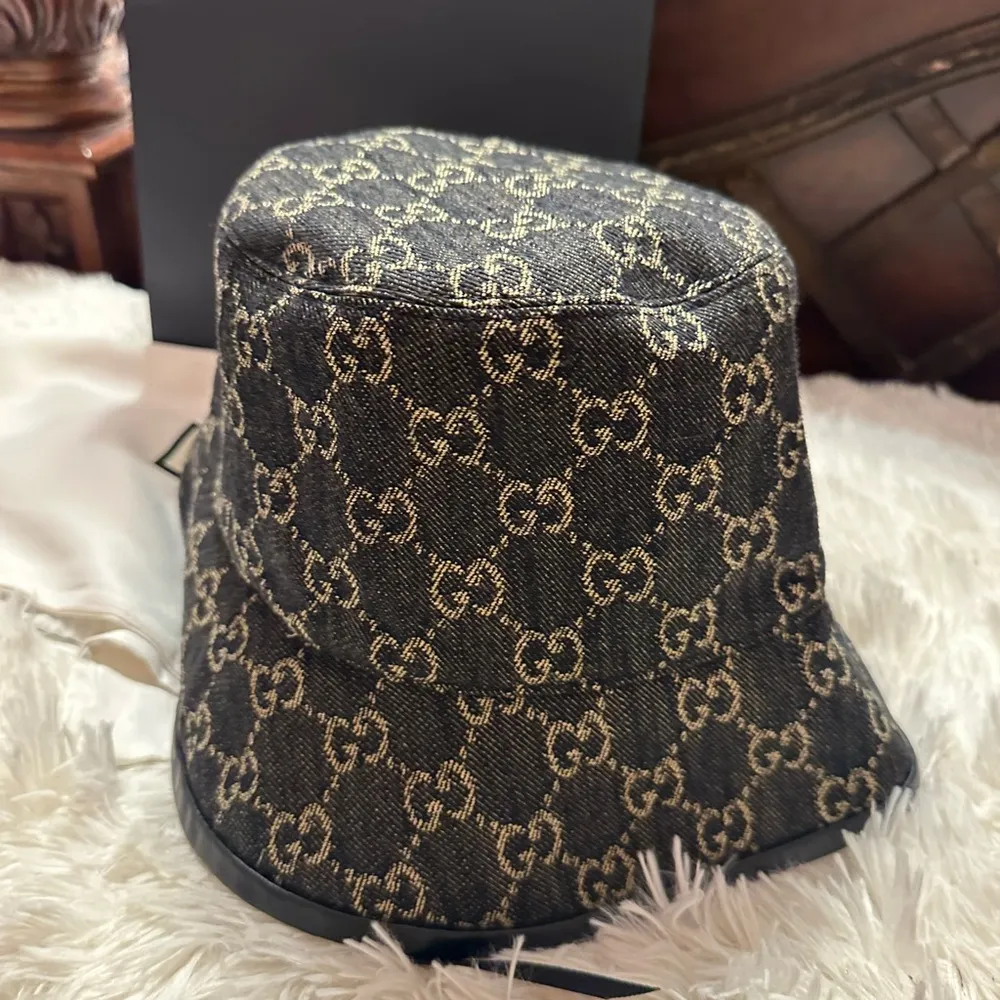 Brand new authentic Gucci black denim bucket hat - Image 4