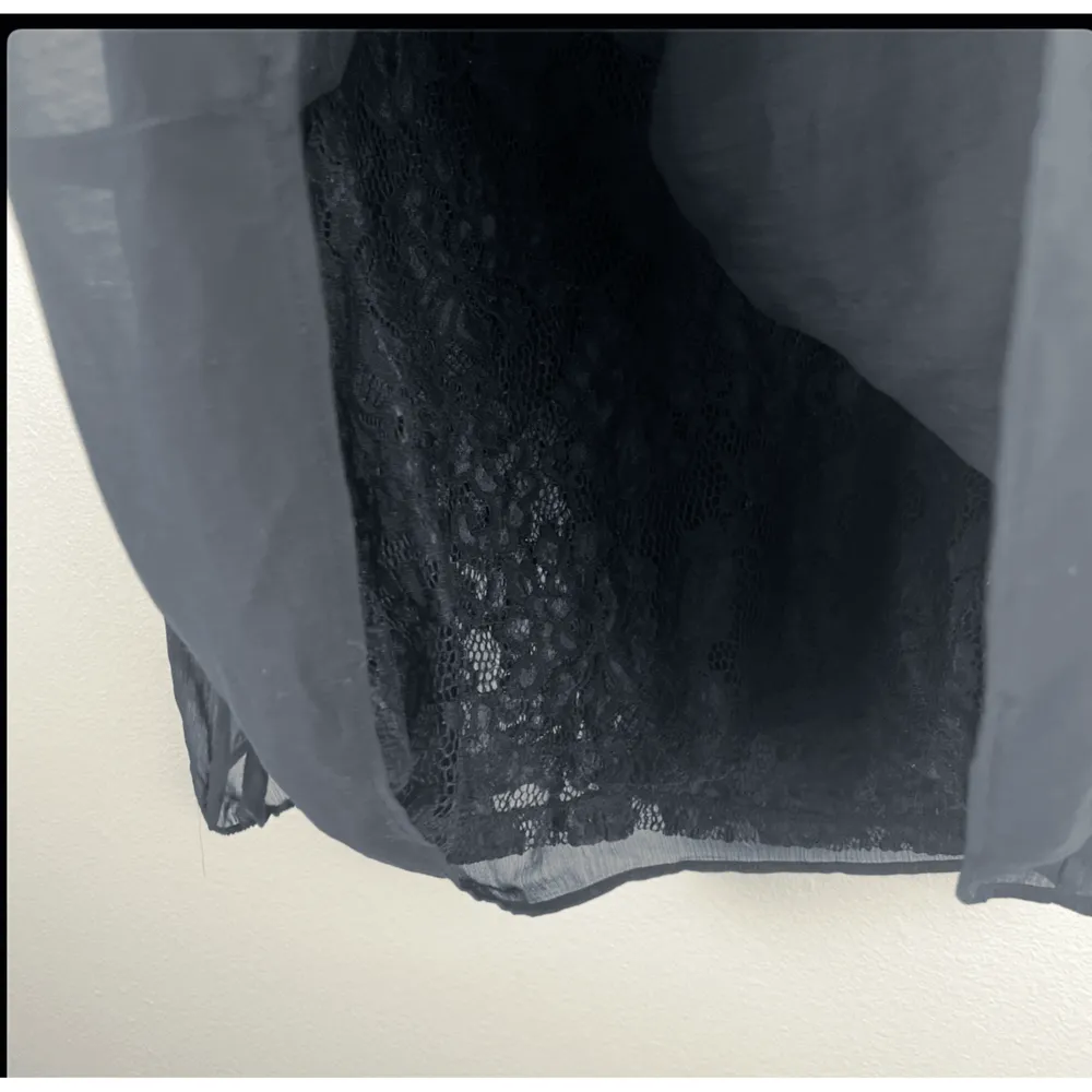 Torrid Women's Lace Blouse Chiffon Overlay Sz‎ 2X - Image 6