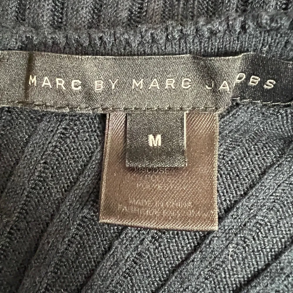 Marc by Marc Jacobs Dress Black Knit Ribbed Ruffle Hem Stretchy Medium - Image 6