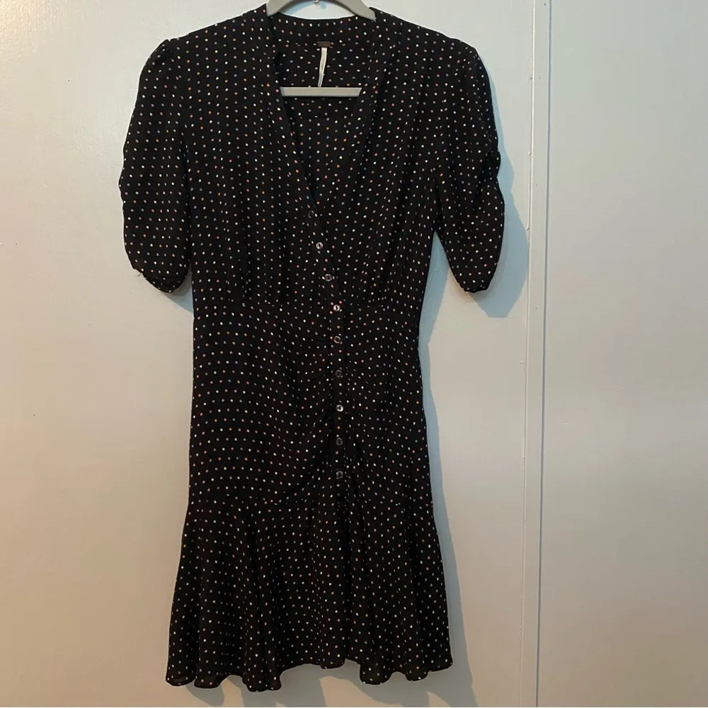 Free People Pippa Short Sleeve Ruched Polkadots Dress Size XS - Image 4