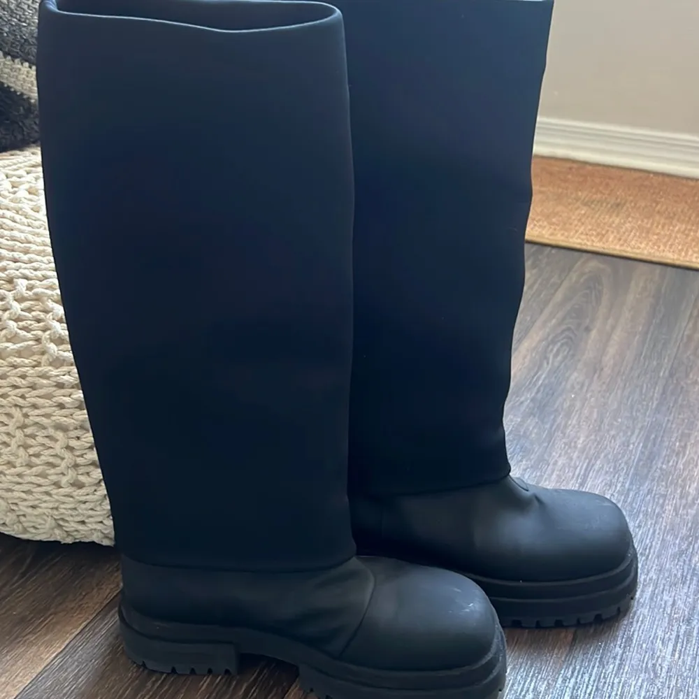 Black Cleia Flatform Neoprene combat boots Size 9 - Image 2