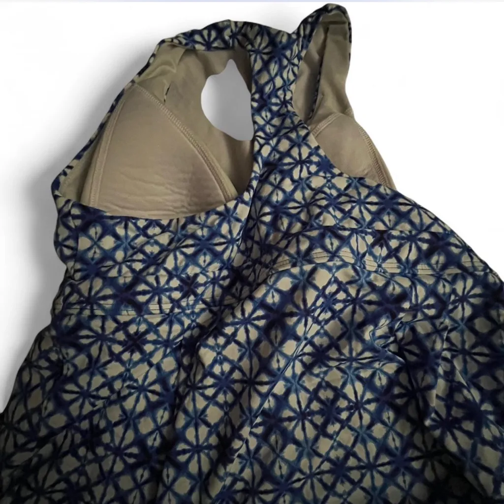 Lands' End Blue and White Patterned Swim top - Image 3