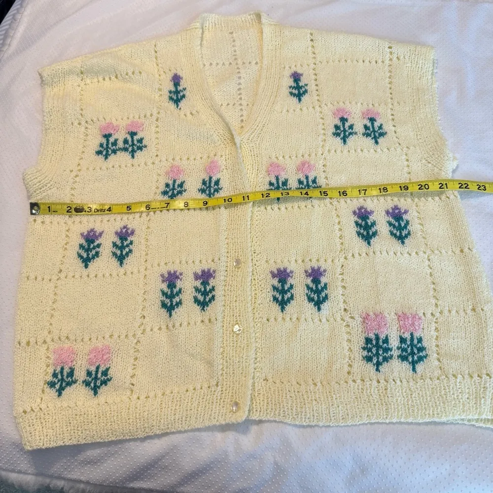 Vintage Handmade Knit Cardigan Sweater Vest Flowers Cottagecore Pink Purple Size undefined - Image 7