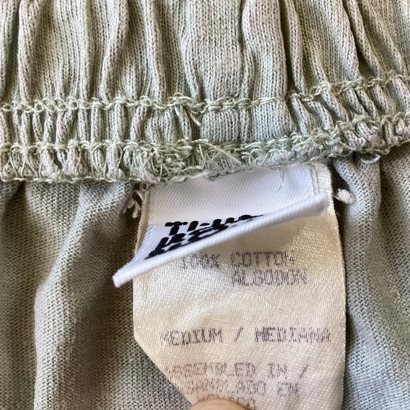 The Body Co. Cropped Pants Green Size M - Image 4