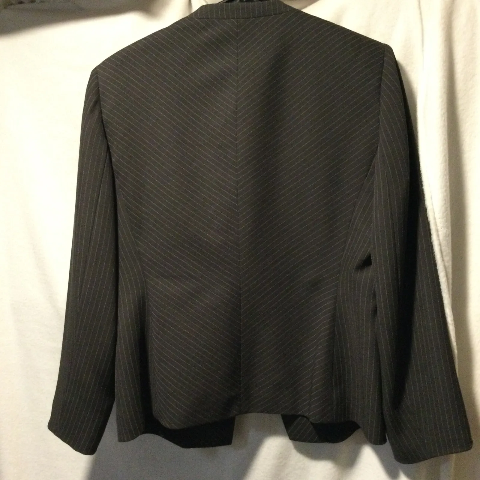 Kasper PetiteBlazerJacketWomen's Dark Pinstripe Collarless BusinessCasual Size S - Image 2