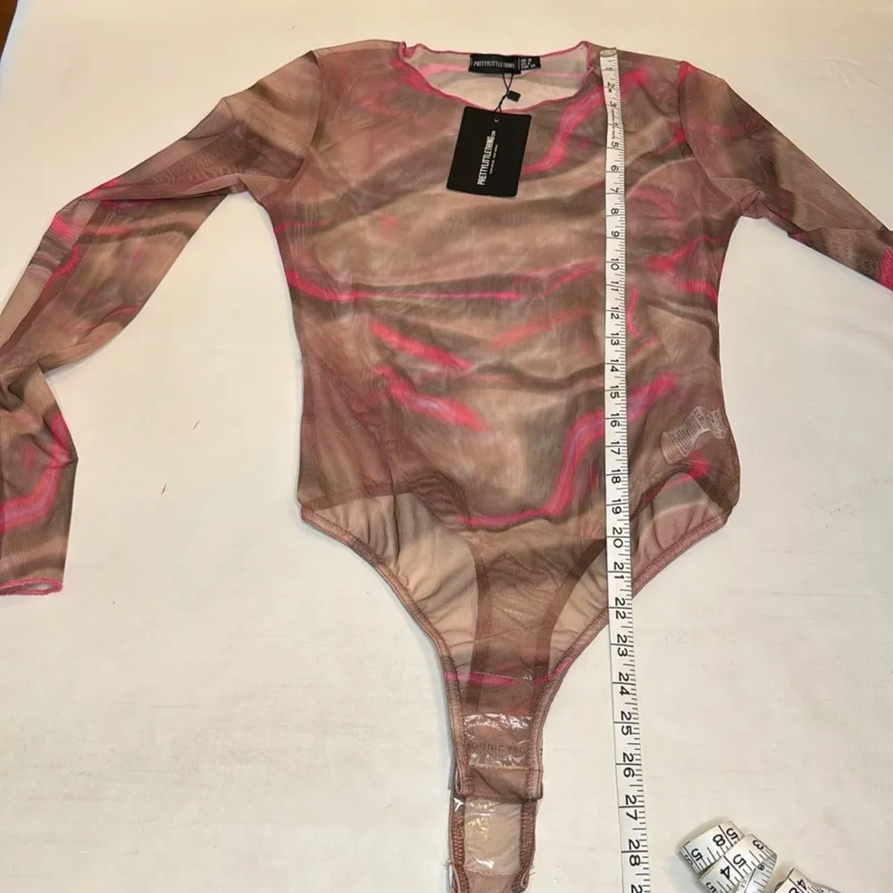 Pretty Little Thing Bodysuit, size 6, NWT - Image 5