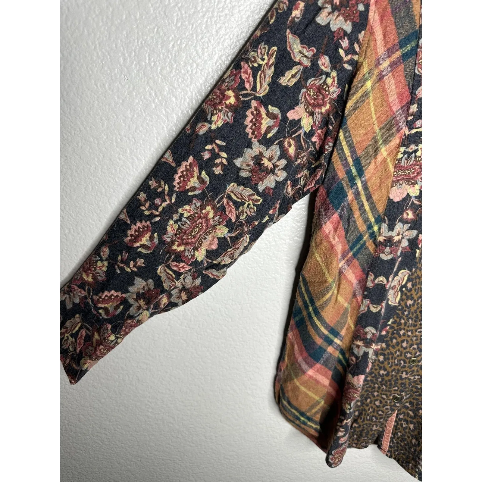 Soft Surroundings Shirt Womens Small Patchwork Floral Plaid Leopard Boho Top - Image 4