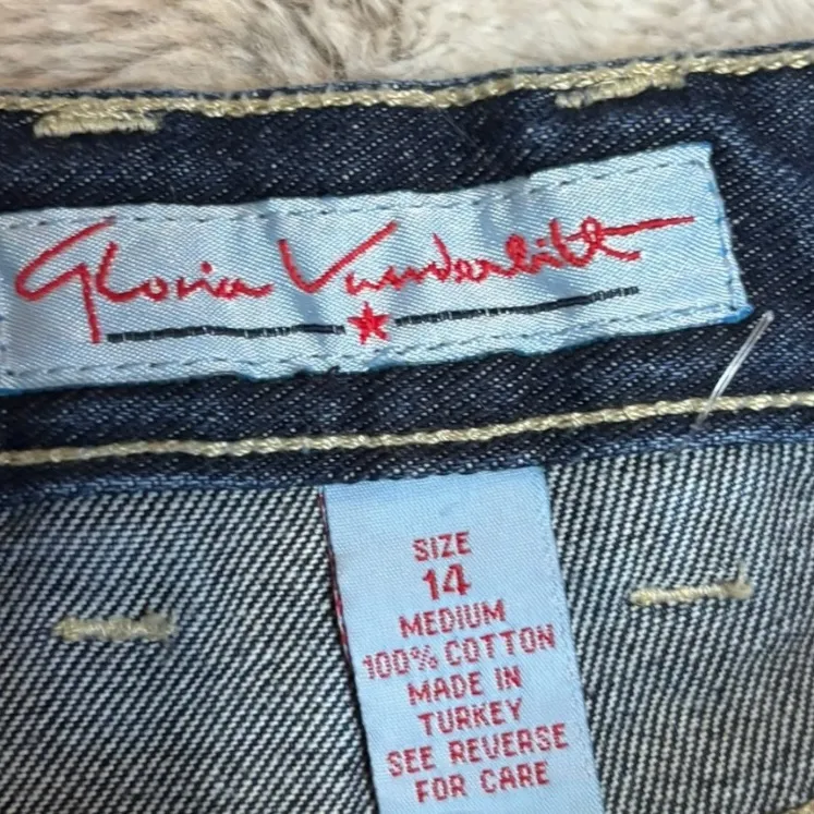 Retro Gloria Vanderbilt Rhinestone Pocket Tapered Mom Jeans - Image 6