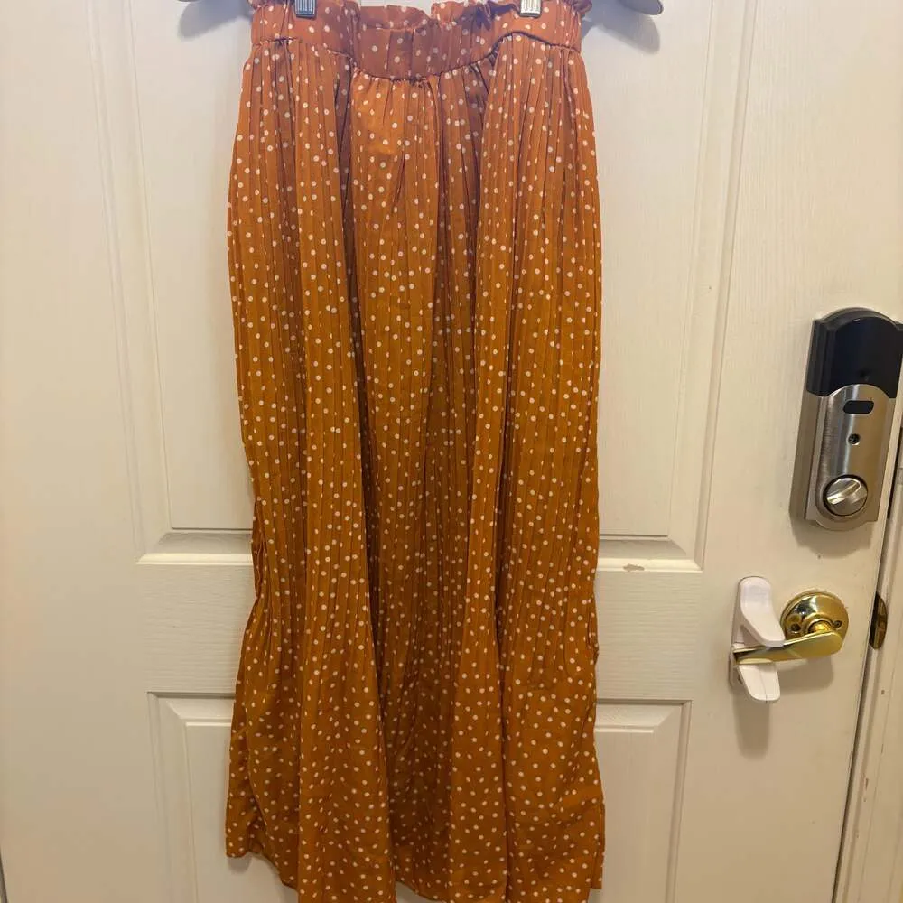 EXLURA Women's High Waist Mustard Yellow Polka Dot Pleated Midi Skirt w Pockets - Image 9