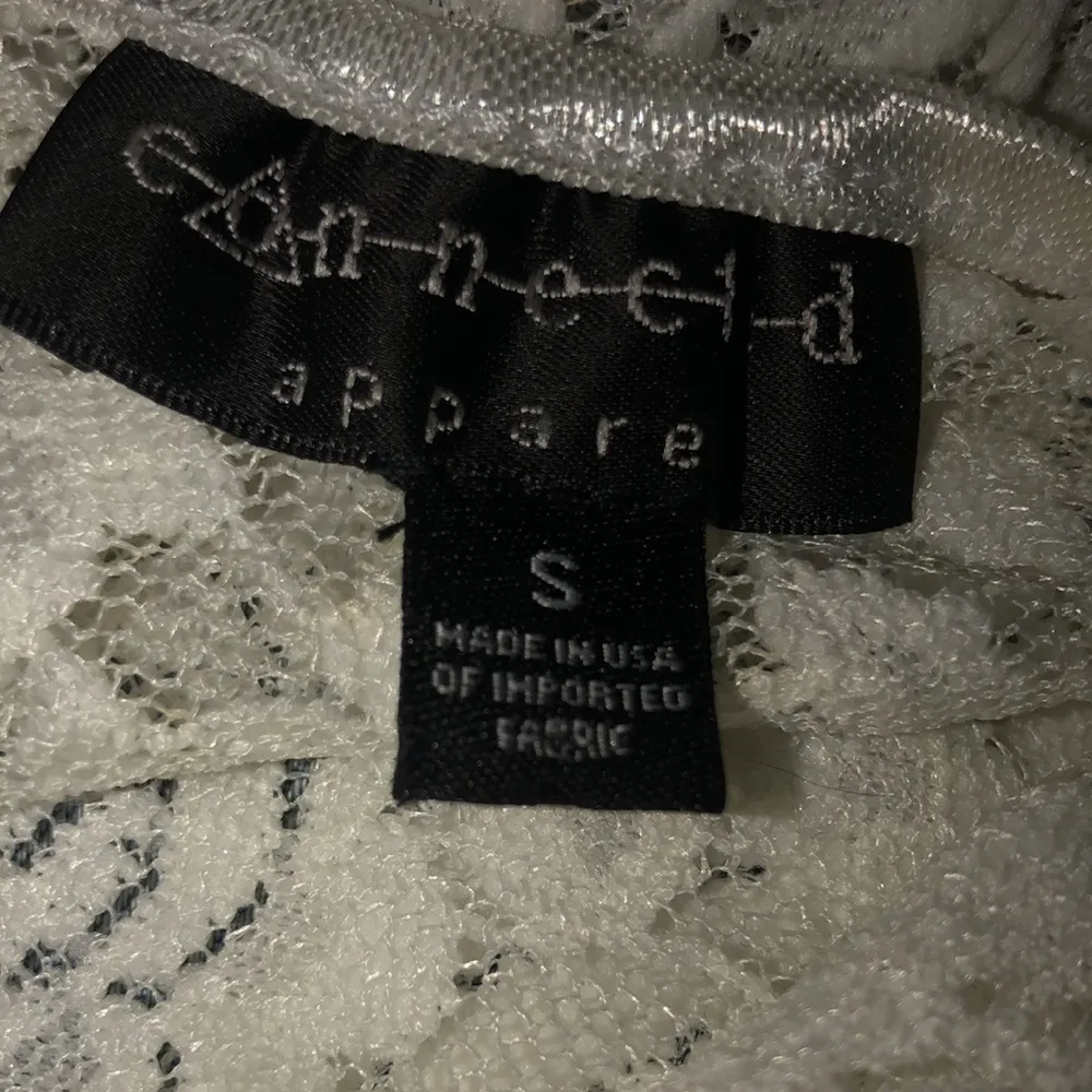 Connected Apparel  lace cropped cardigan top - Image 5