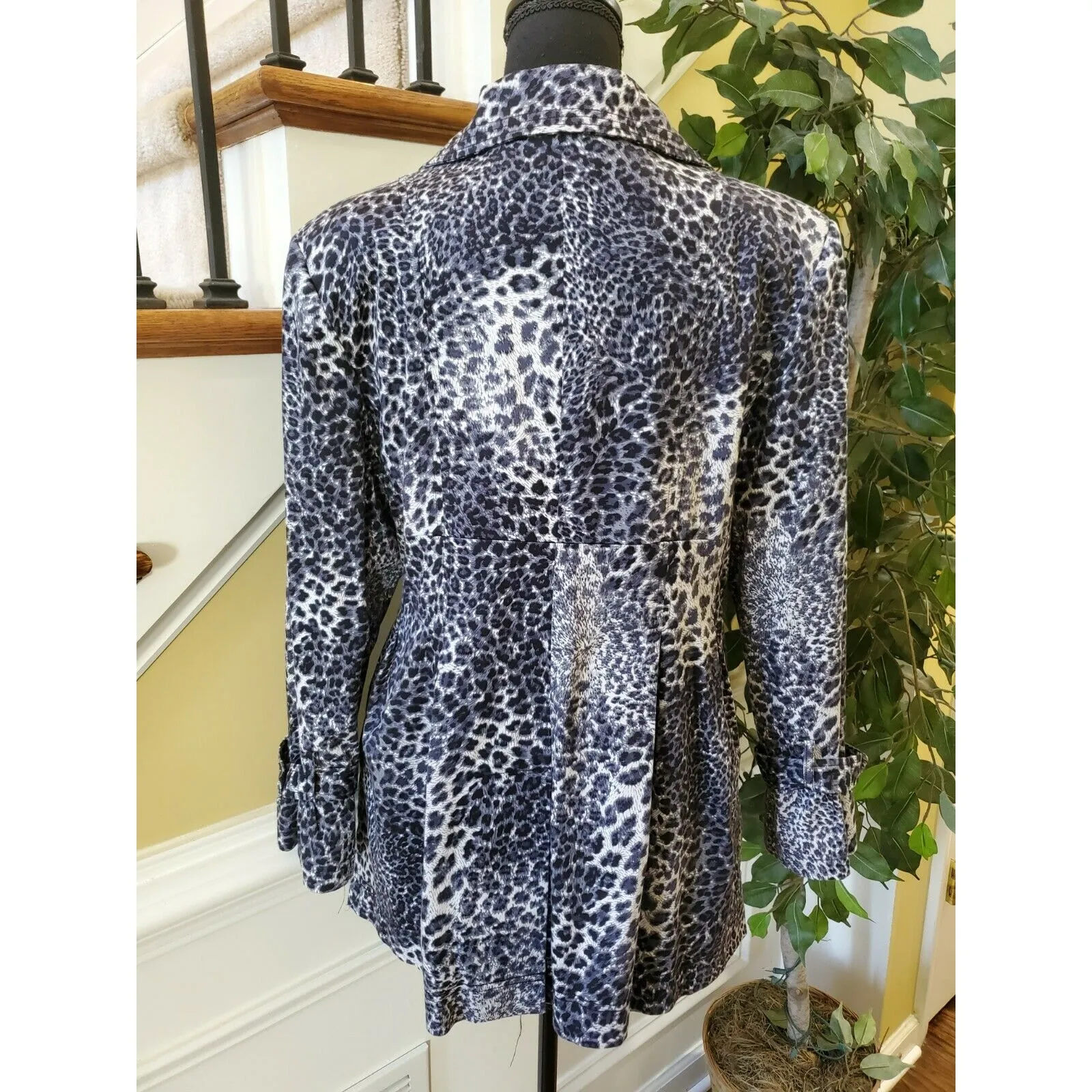 Women’s Outer Wear By Lisa Brown Pea Coat Size Large Animal Print Black - Image 7