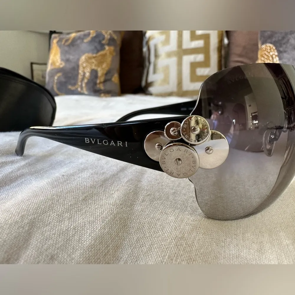 BVLGARI Women’s Gradient Black Shield Sunglasses - Image 2