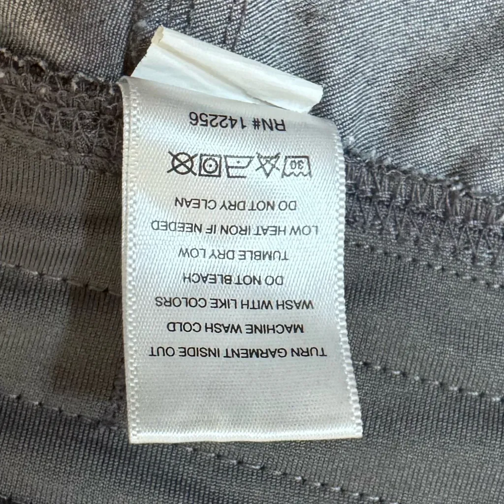 FIGS Women’s Technical Scrub Pants S/P Gray Straight Leg w/ Cargo Pocket - Image 12