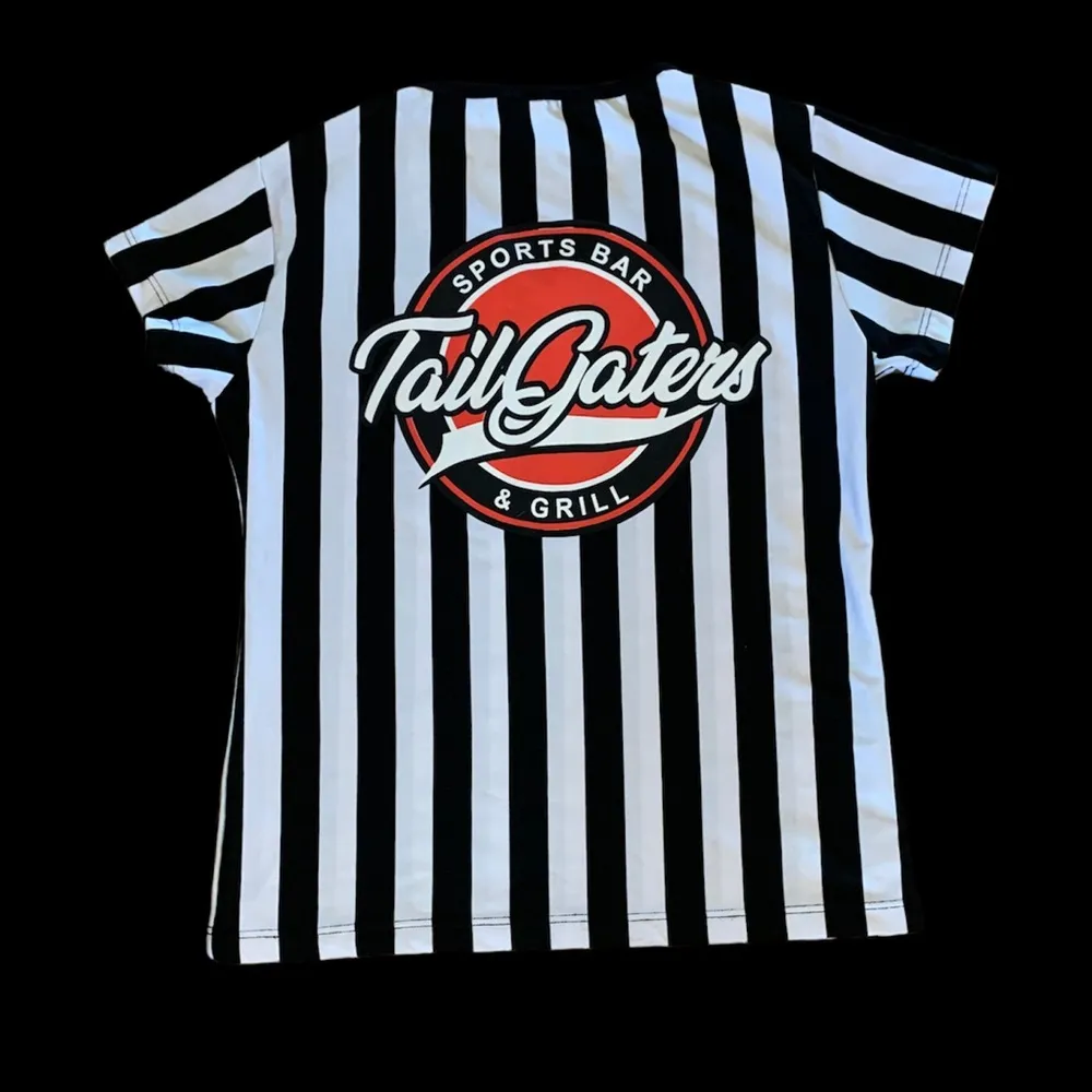 TailGaters Sports Bar Grill Striped VNeck Shirt Womens Medium - Image 6