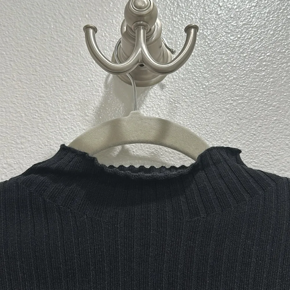 Bagatelle Mock-neck Short Sleeve Sweater Top - Image 3