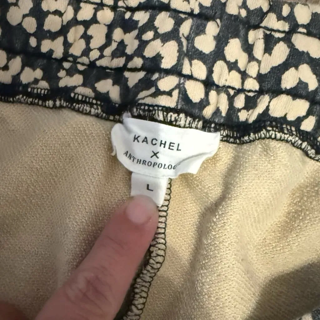Anthropologie Kachel Leopard Print Joggers - Image 3