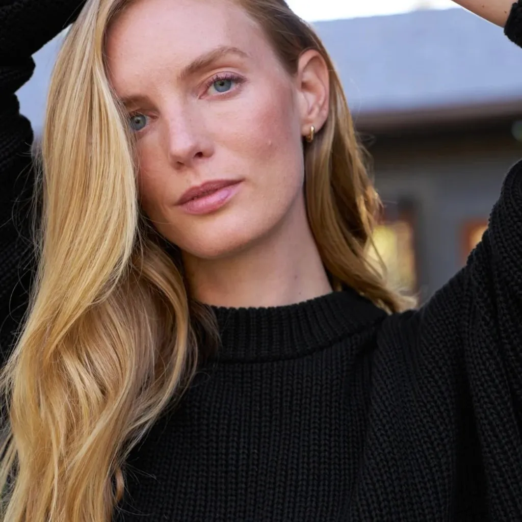 Frank & Eileen Montecito Sweater in Black, Size X-Small - Image 4