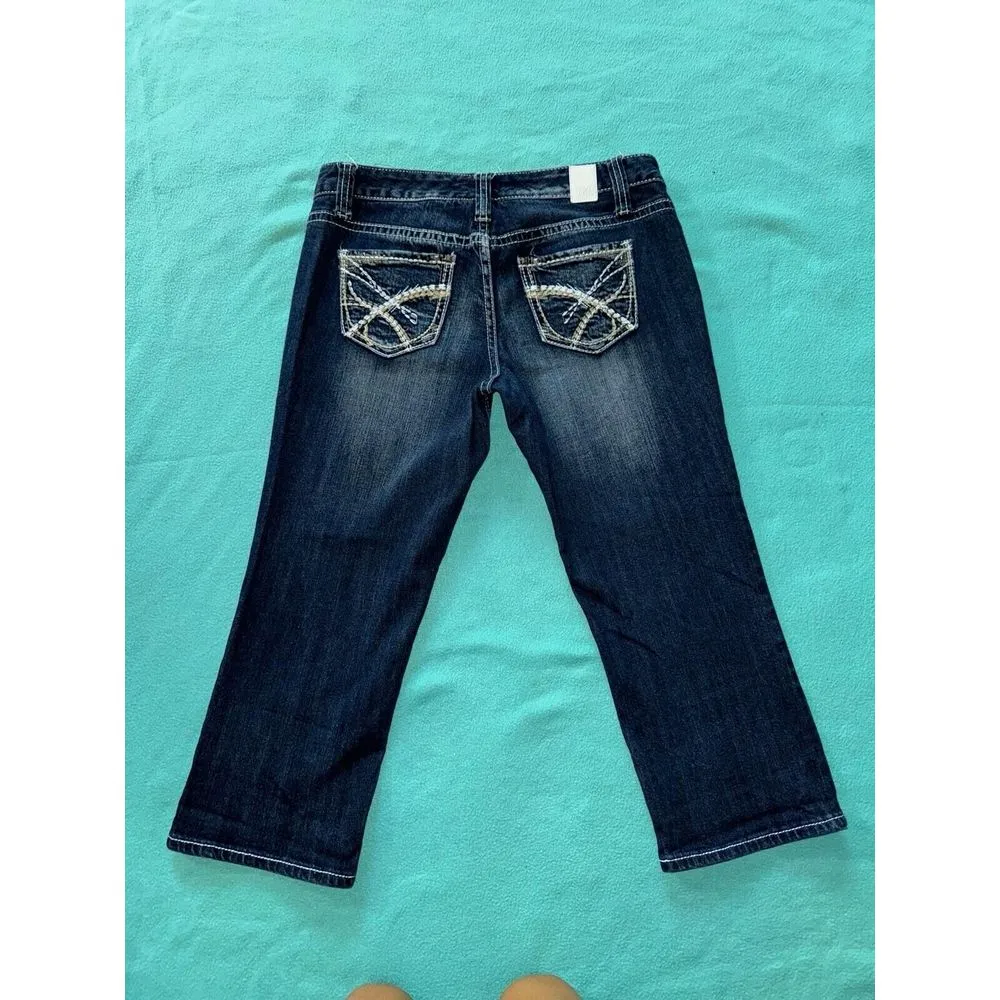 Maurices Capri‎ Jeans Embroidery Stretch Flat Front Denim Blue Women's Size 6 - Image 5