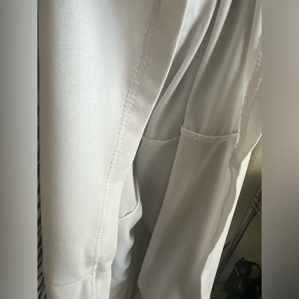 ANNE KLEIN Blue Flutter Sleeve Sheath Dress. - Image 9