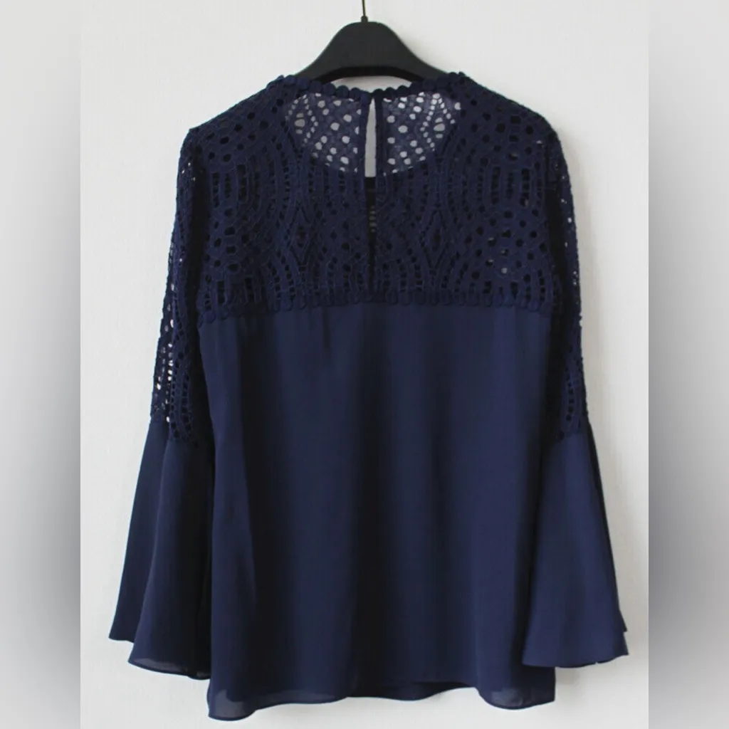 Lilly Pulitzer Navy Crochet Blouse - Image 5