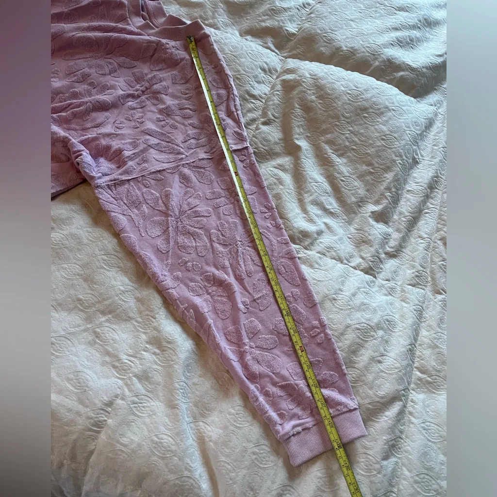 Billabong Pink oversized cropped size large log sleeve shirt - Image 4