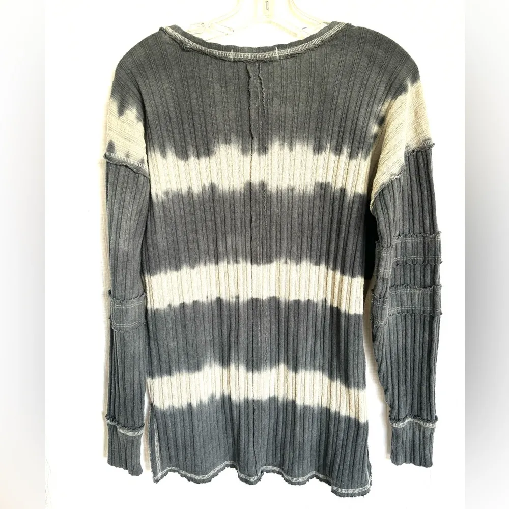 Free People We the Free Sunset Long Sleeve Tee in slate blue and gray size xs - Image 3