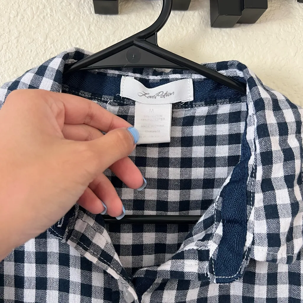 Classic Black and White Checkered Button Down Shirt Size M - Image 3