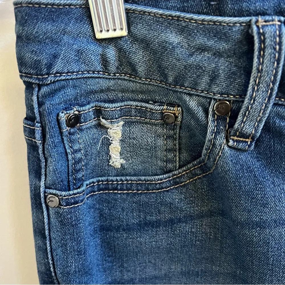 Earl Crop Flared Raw Hem Women's size 8 Medium Wash Blue Denim Jeans - Image 10