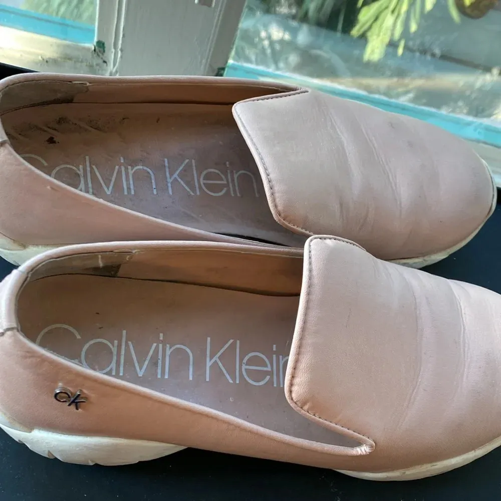 Calvin‎ Klein Leather Sneakers - Image 9