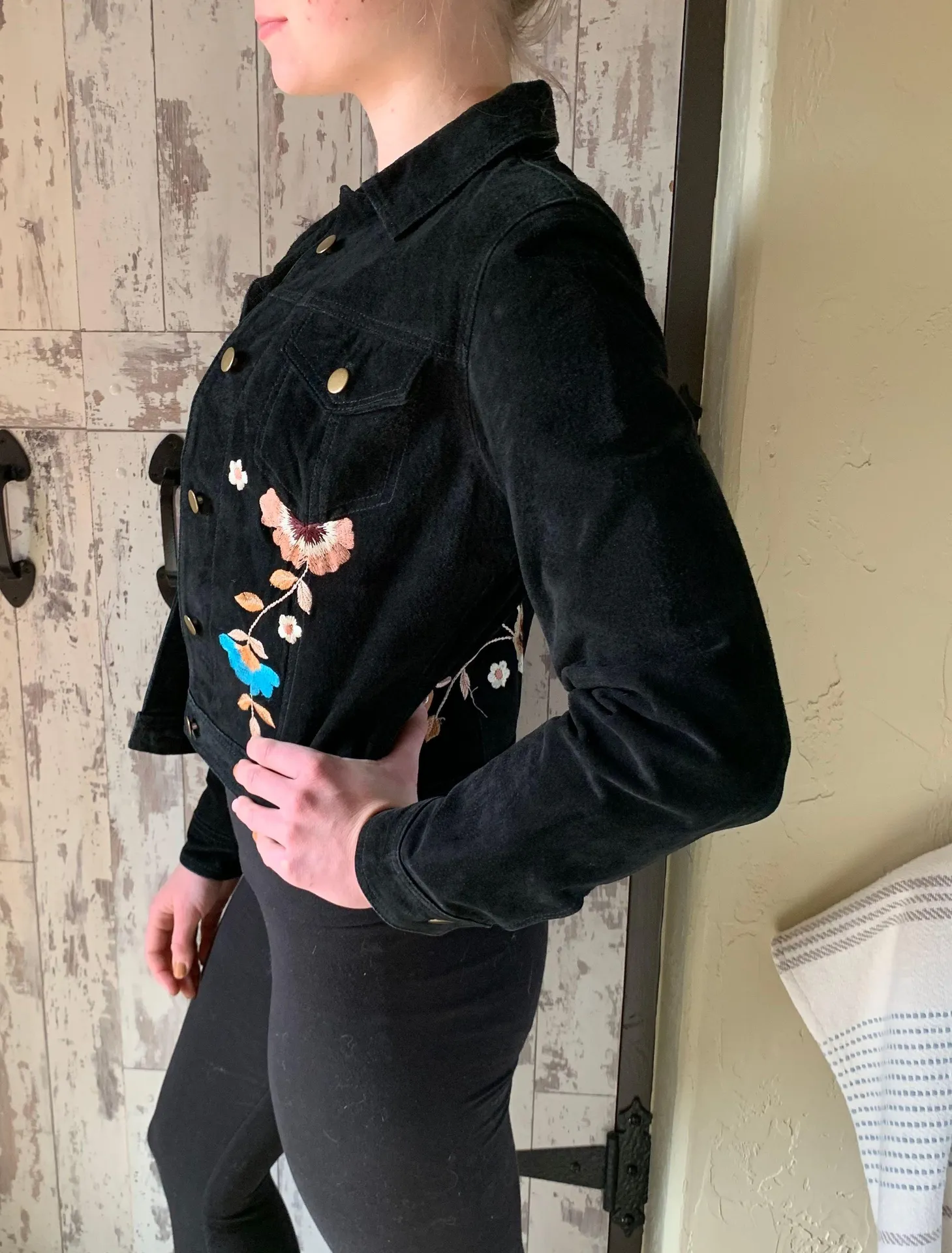 Brandon Thomas Suede flower embroidered jacket - Image 3