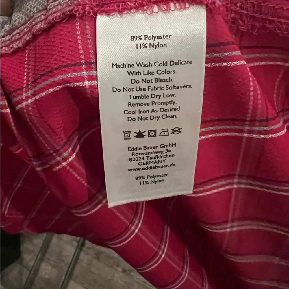 Eddie bauer classic fit pink plaid collared button up women’s medium - Image 8