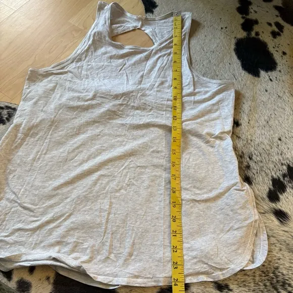 LULULEMON Cruiser Tank In‎ Heathered Grey Size 6 - Image 7