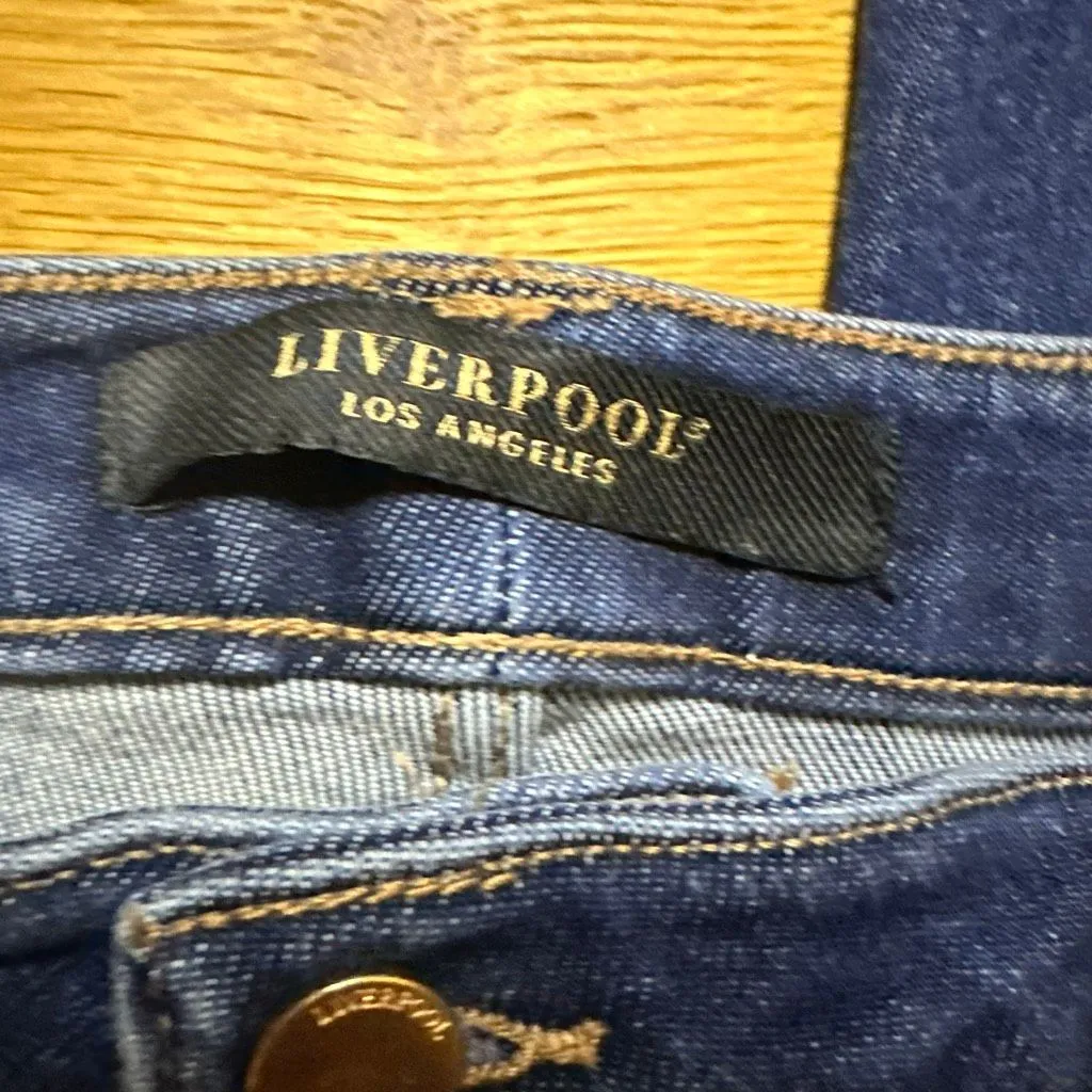 Liverpool crop flare jeans 32/14 - Image 6