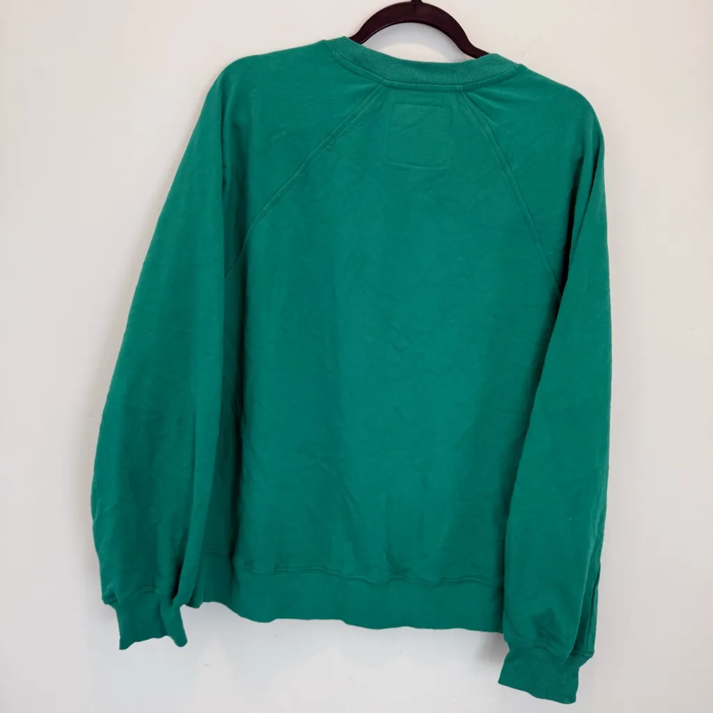 Peace Love World WOMEN'S DAY SWEATSHIRT size M - Image 5