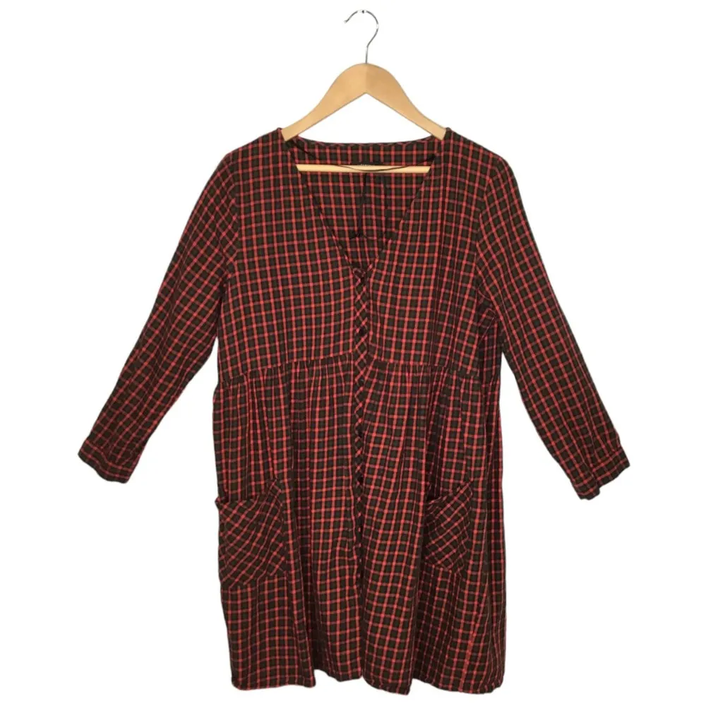 Zara Women Over Sized Long Sleeve Christmas Plaid Pocket Red M - Image 2